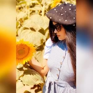 Meet your Posher, Tajrin